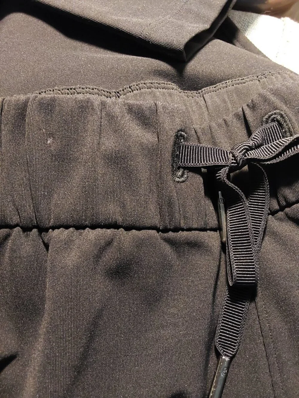 Lululemon On the Fly Mid-Rise Black Pants Athleisure/Athletic/Sporty/Gym/Yoga M